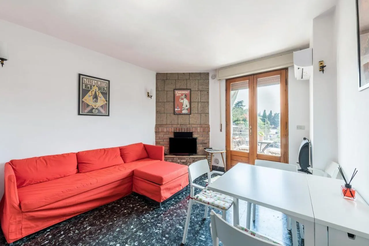 Casa Taphouse Apartment Malcesine