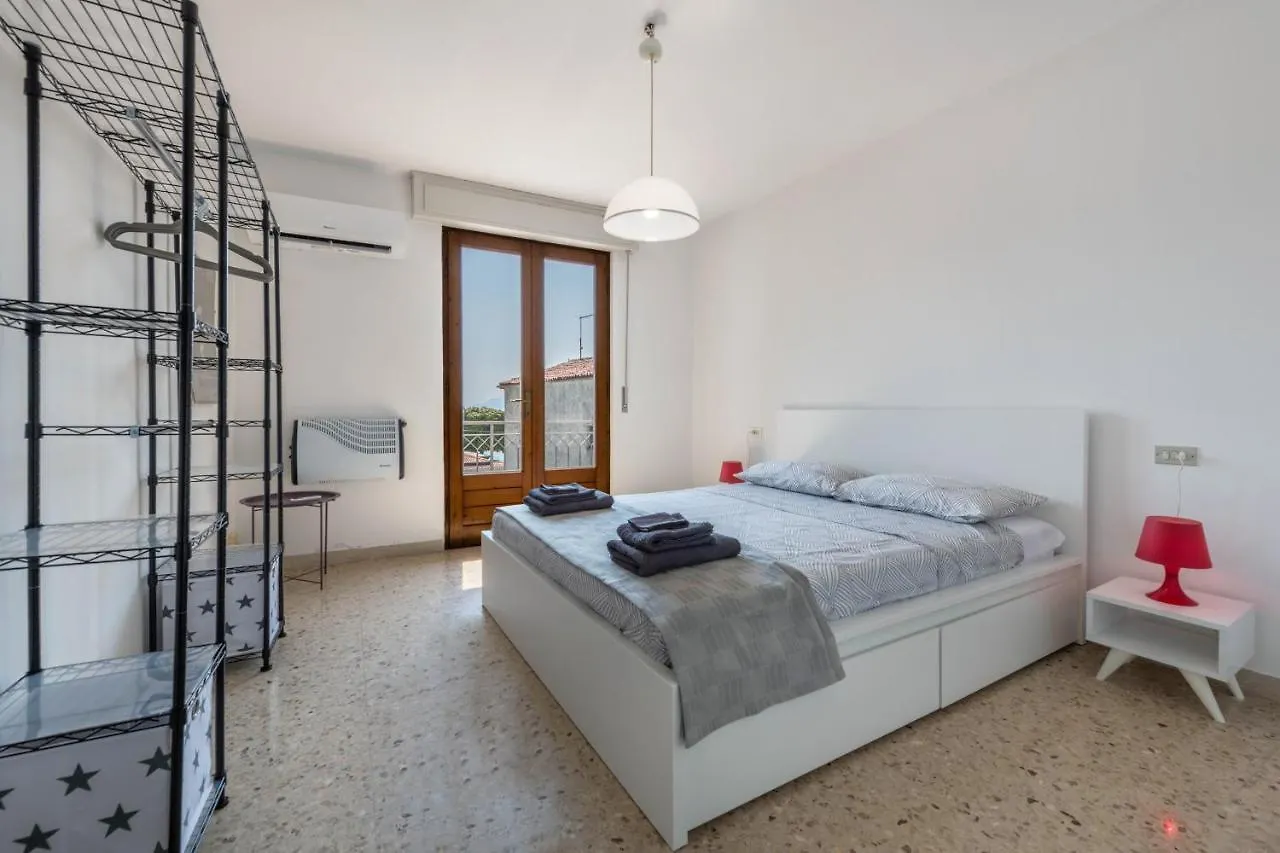 Casa Taphouse Apartment Malcesine